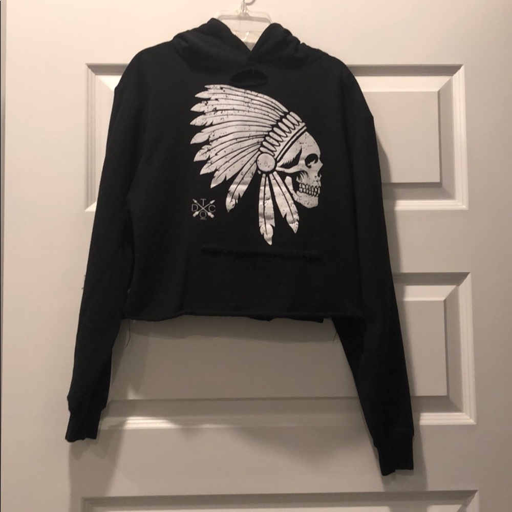 The Drive Clothing - Women’s cropped hoodie.